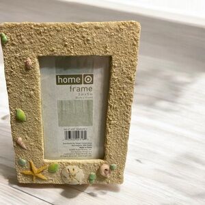 New Home Target  3x5 Picture Frame Beach Sea shells stands on Dest table top